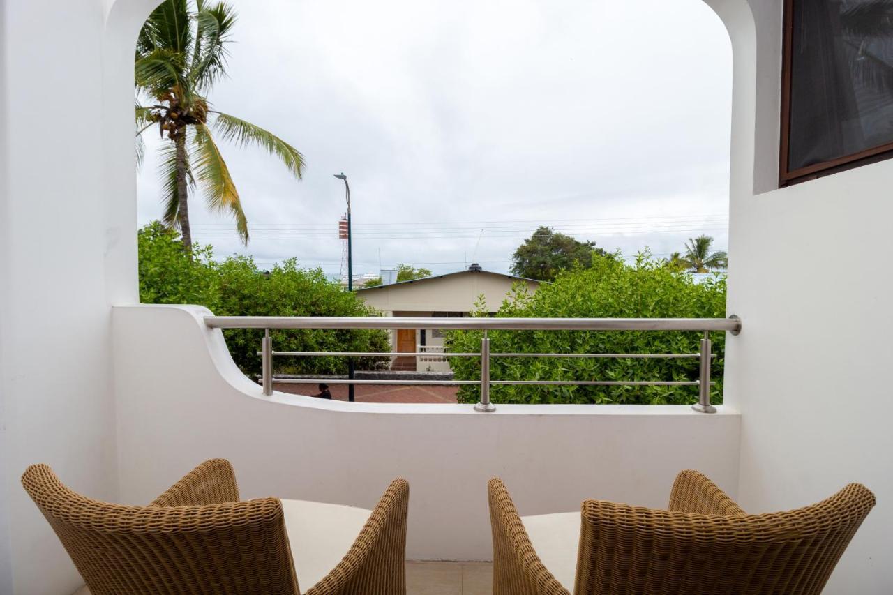 Galapagos Apartments - Bay View House Puerto Ayora  Exterior foto
